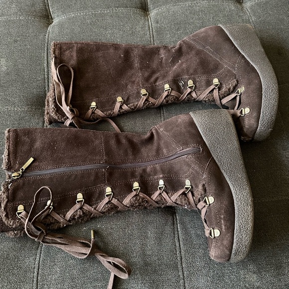 Shoes - Raleigh women’s boots brown . Leather uppers size 5.5